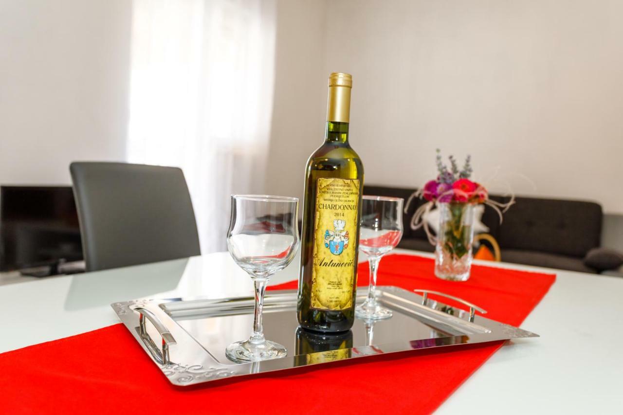 Apartman Dobrila Vrh  Luaran gambar