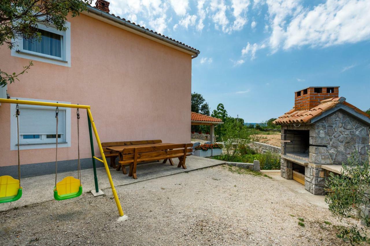 Apartman Dobrila Vrh  Luaran gambar